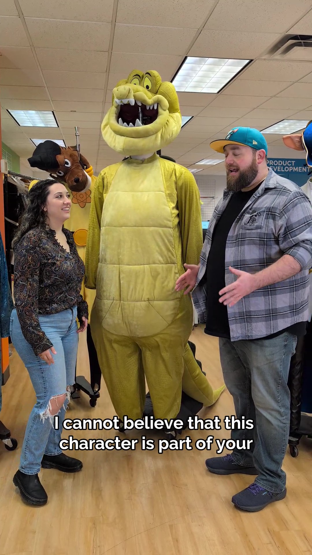 Bring the bayou to life with this Adult Disney Princess and the Frog Louis Costume! Inspired by the lovable trumpet-playing alligator from the hit Disney movie, this outfit captures Louis’s big personality and jazzy spirit.